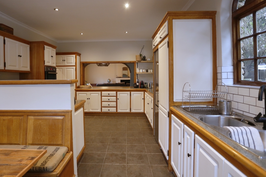 To Let 4 Bedroom Property for Rent in Blue Valley Western Cape